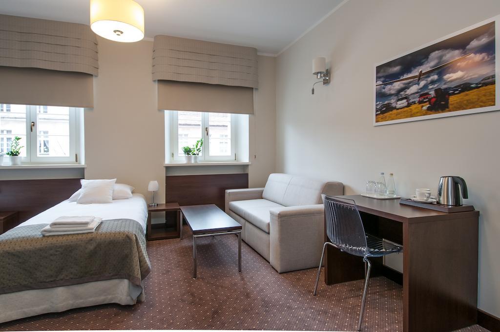 B&B Wieniawa Parking I Sniadanie W Cenie! Breakfast And Parking Included! Leszno  Bagian luar foto