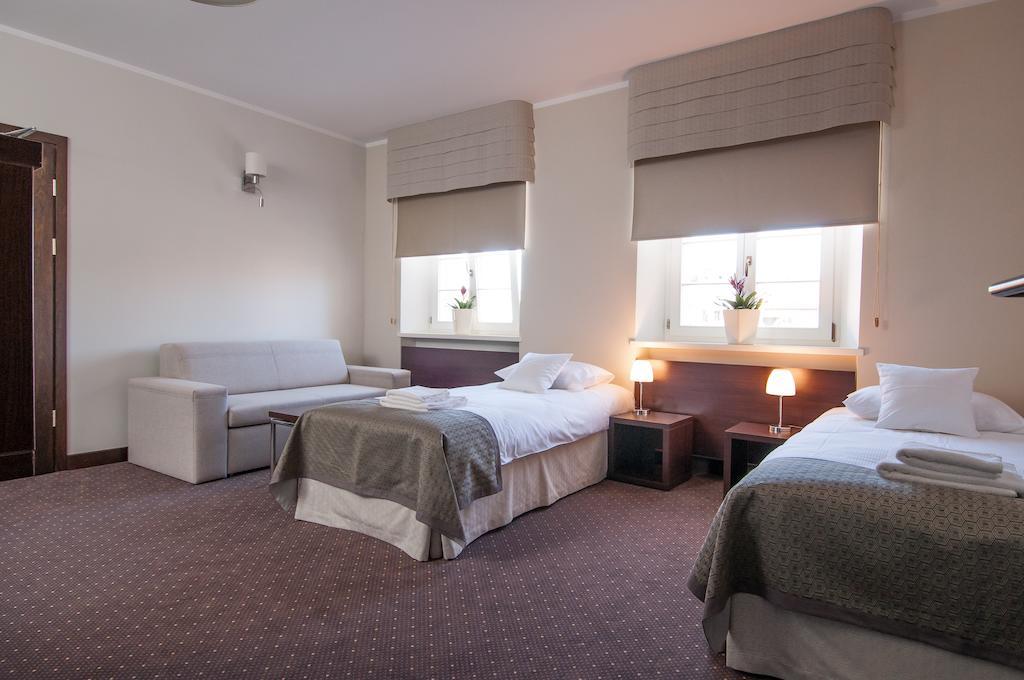 B&B Wieniawa Parking I Sniadanie W Cenie! Breakfast And Parking Included! Leszno  Bagian luar foto